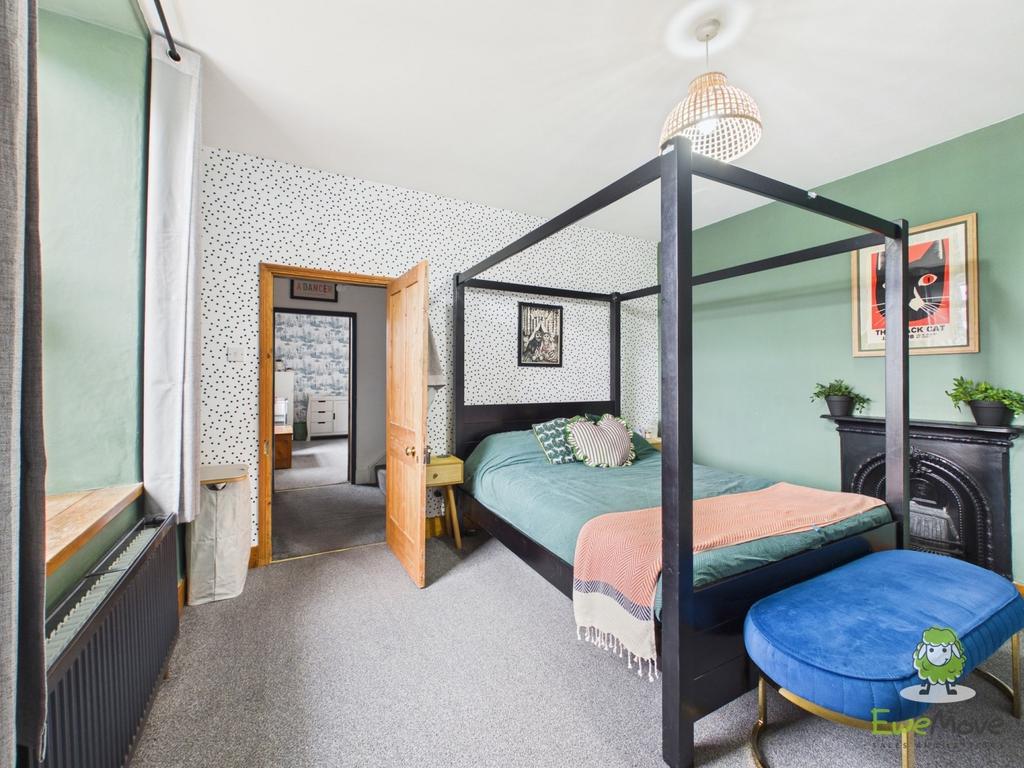 Bedroom 1 - Charlotte Thomasson Ewemove Whitchurch