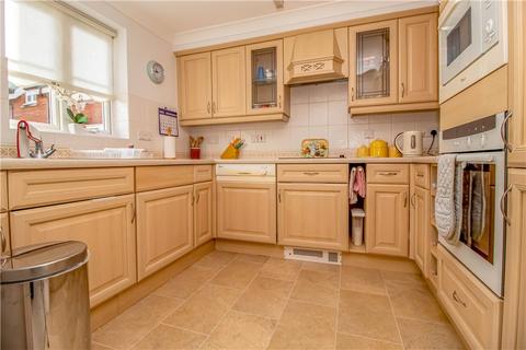 2 bedroom flat for sale, Ferndown, Dorset, BH22