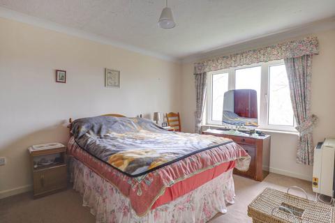 1 bedroom apartment for sale, The Cloisters, Caversham Heights, Reading