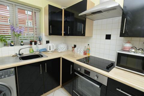 2 bedroom flat for sale - Westminster Place, Birmingham B31