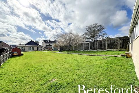 22 Grange Road, Romford, RM3 7DU