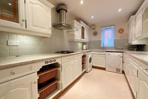 2 bedroom flat for sale, Liverpool Road, Southport PR8