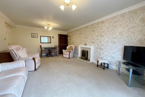 2 bedroom ground floor flat for sale, Liverpool Road, Southport PR8