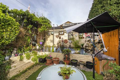 38 Summerfield Street, London, SE12 0NQ