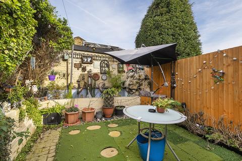 38 Summerfield Street, London, SE12 0NQ