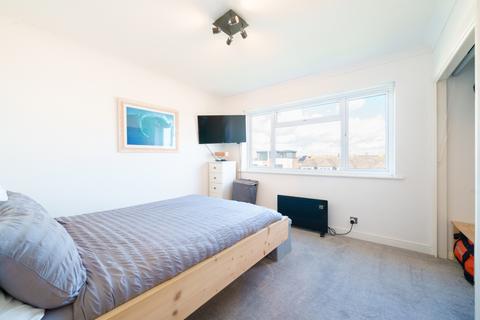 2 bedroom maisonette for sale - Woburn Court,  Lee-on-the-Solent, PO13