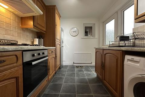2 bedroom ground floor flat for sale, Rutland Road, Hebburn, Tyne and Wear, NE31 2DU