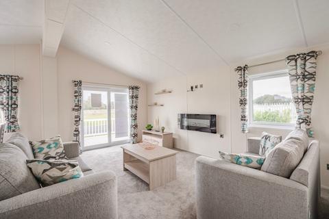 3 bedroom park home for sale - Coast Road, Corton