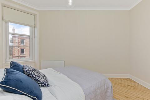 3 bedroom flat for sale, 2/6 Bath Street, Portobello, EH15 1EY