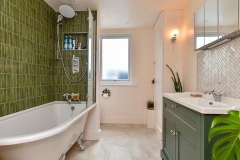 9 Hastings Road, Brighton, BN2 3AF