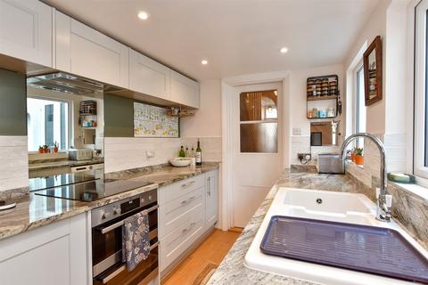 9 Hastings Road, Brighton, BN2 3AF