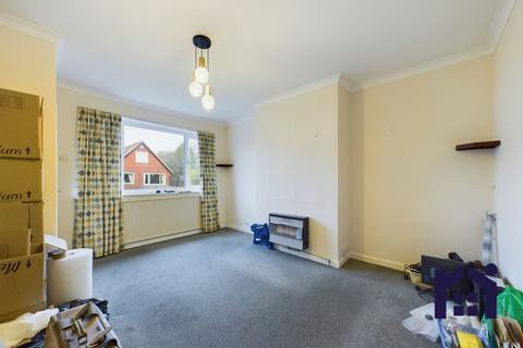 3 bedroom semi-detached house for sale, Hewlett Avenue, Coppull, PR7 5AD