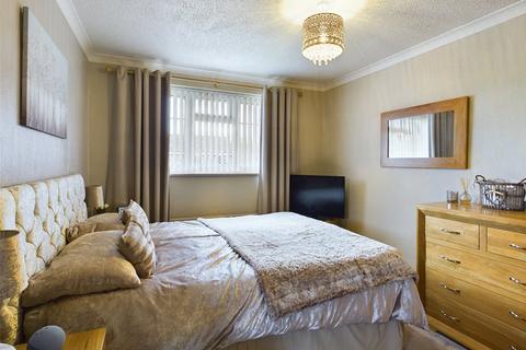55 Bullfinch Road, Abbeydale, Gloucester, GL4 4WX