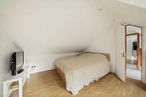 6 bedroom detached house for sale, Reading Road, Chineham, Basingstoke