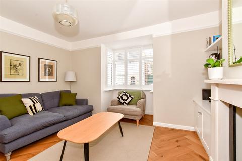 10 Douglas Road, Tonbridge, TN9 2ST