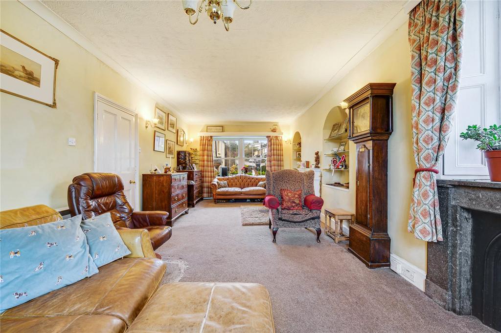 Leasgill, Milnthorpe LA7 4 bed semidetached house for sale £425,000