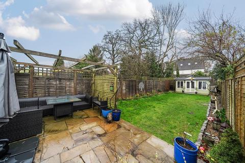 3 bedroom semi-detached house for sale, Hayeswood Avenue, Hayes