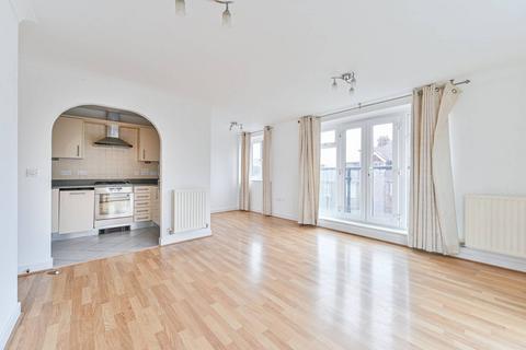 2 bedroom flat for sale, Masons Hill, Bromley, BR2