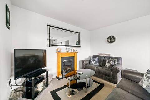 4 bedroom end of terrace house for sale, The Mallards, Staines-Upon-Thames, TW18