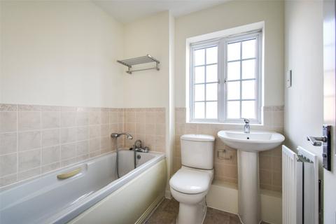 34 Foundry Close, Hook, RG27 9JD