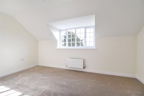 34 Foundry Close, Hook, RG27 9JD