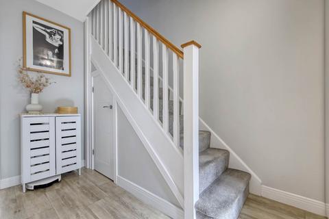3 bedroom semi-detached house for sale, Burntwood Way, Brentwood CM14
