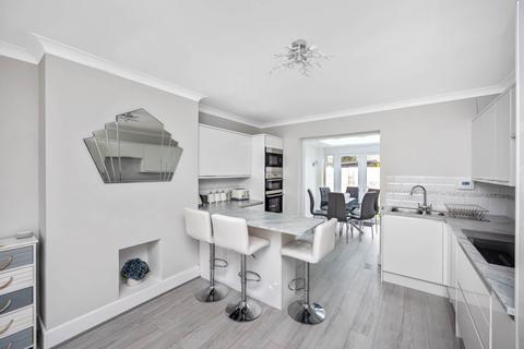 5 bedroom semi-detached house to rent, Sea Front View, Worthing Seafront
