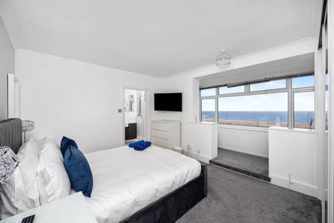 5 bedroom semi-detached house to rent, Sea Front View, Worthing Seafront