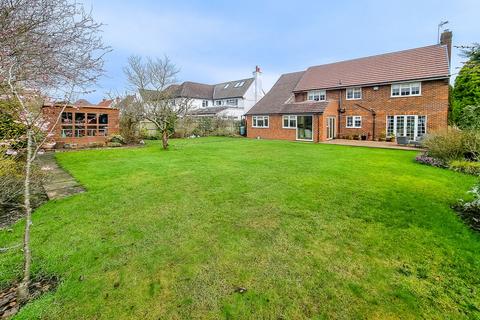 4 bedroom detached house for sale - Firs Drive, Harrogate, HG2