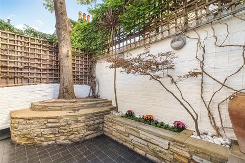4 Peel Street, London, W8 7PD