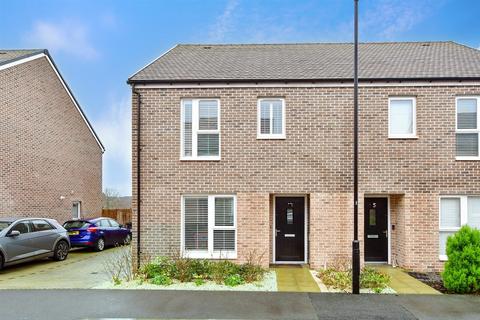 3 bedroom semi-detached house for sale, William Penn Way, Chichester, West Sussex