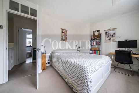 9 Calcott Walk, London, SE9 4BN