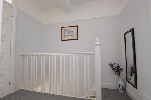 71 Roxy Avenue, Romford, RM6 4AZ