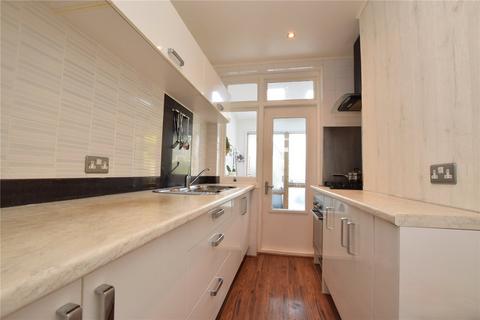 71 Roxy Avenue, Romford, RM6 4AZ