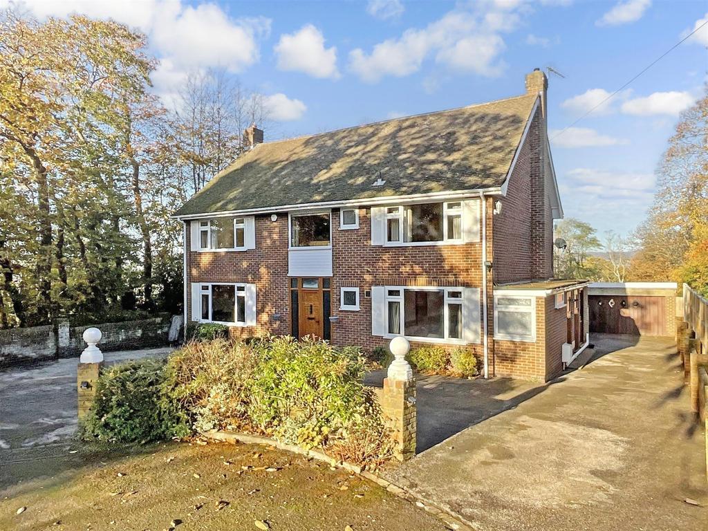 Birch Crescent, Aylesford, Kent 5 bed detached house for sale £1,100,000
