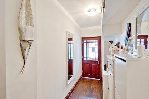 143 Central Avenue, Southend-on-sea, SS2 4DY