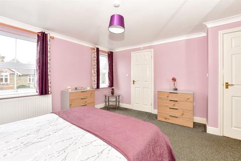 3 bedroom ground floor maisonette for sale, High Street, Horam, Heathfield, East Sussex