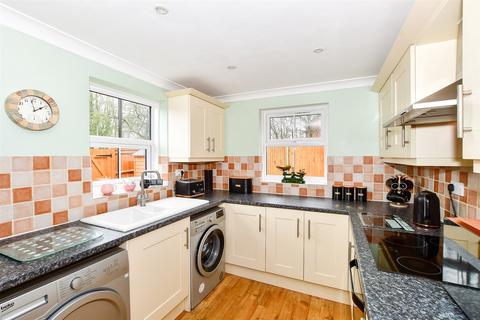 3 bedroom ground floor maisonette for sale, High Street, Horam, Heathfield, East Sussex