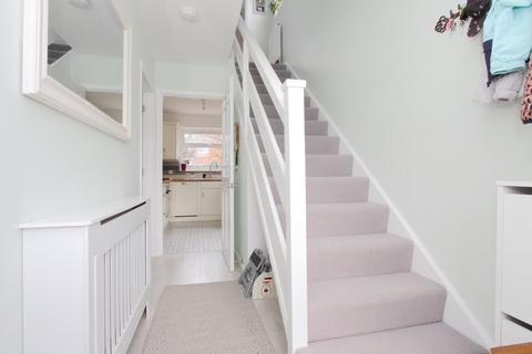 10 Tamar Drive, Oakley, Basingstoke, RG23 7DN