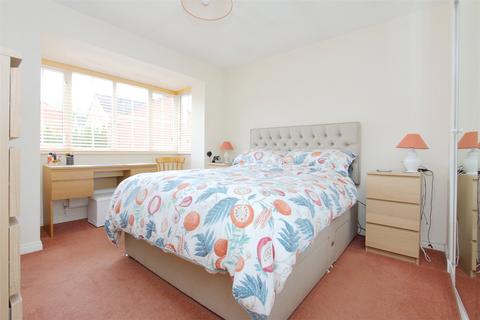 24 Mayfield Ridge, Hatch Warren, Basingstoke, RG22 4RS