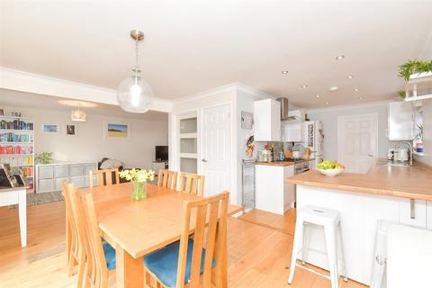 4 bedroom detached house for sale, Olivers Meadow, Westergate, Chichester, West Sussex