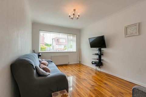 4 bedroom semi-detached house for sale, Olive Avenue, Leigh-on-sea, SS9