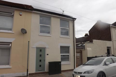 3 bedroom terraced house to rent - Stansted Road, Southsea
