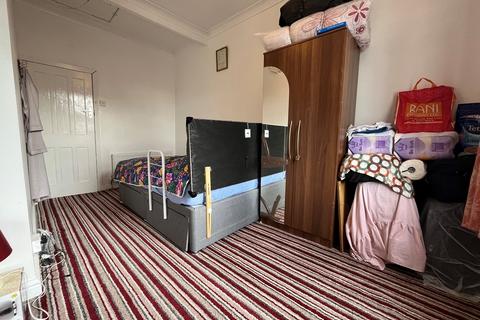 16 Brantley Road, Birmingham, B6 7DR
