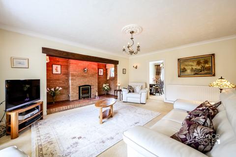 2 Maddocks Hill, Sutton Coldfield, B72 1LZ