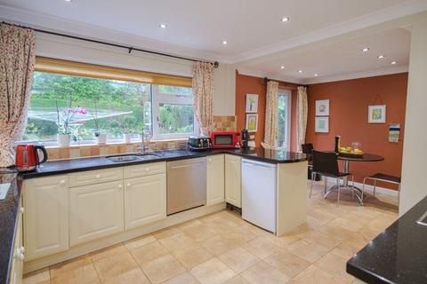 3 bedroom detached house for sale - Perton Grove, Wightwick