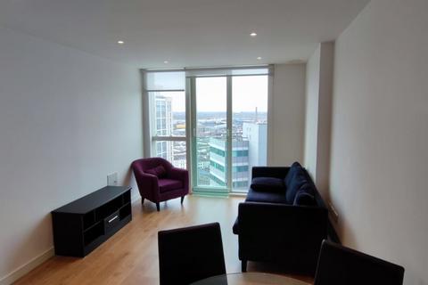 1 bedroom apartment to rent, Saffron Central Square, London CR0