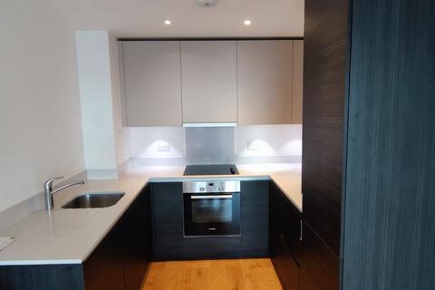 1 bedroom apartment to rent, Saffron Central Square, London CR0