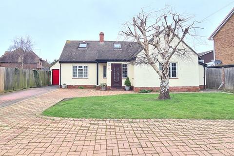 3 bedroom detached bungalow for sale, Kings Road, Lee-On-The-Solent, PO13