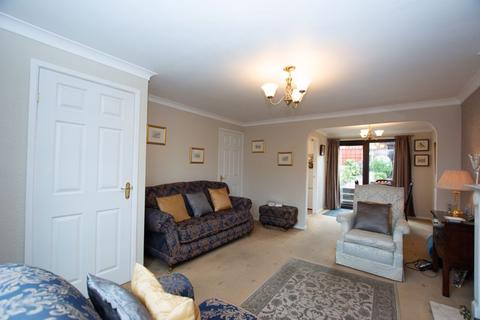 3 bedroom semi-detached house for sale, Sale Lane, Tyldesley M29 8WW